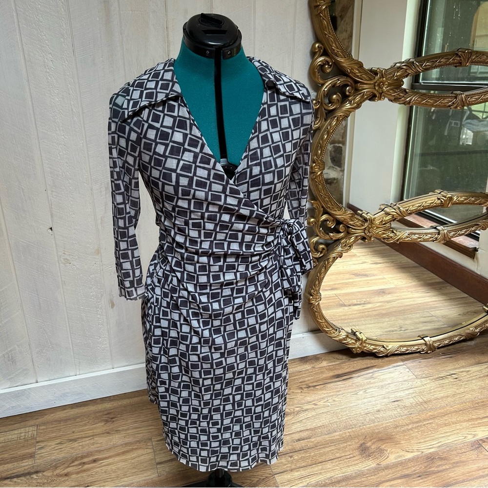 Mod wrap style dress
